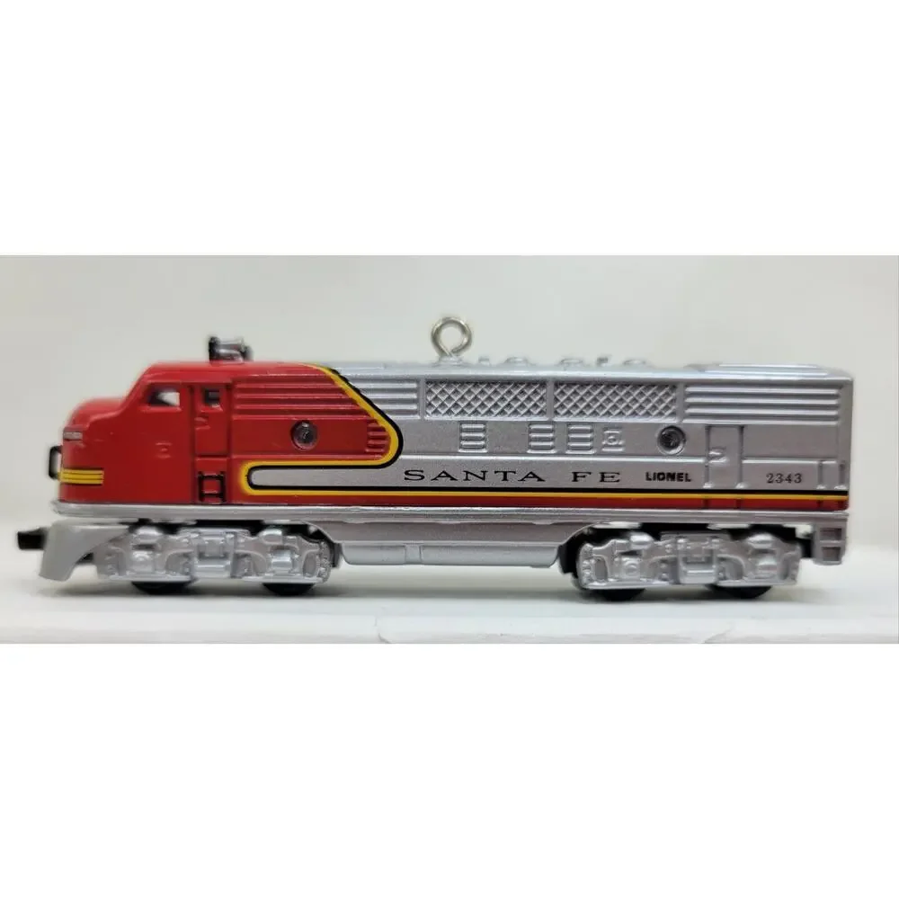 Hallmark Keepsake 1997: 1950 Santa Fe Diesel Locomotive Lionel Train Ornament